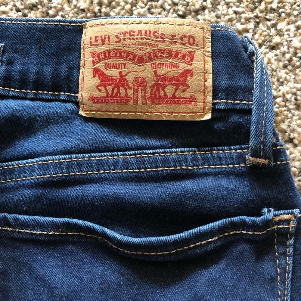 Levi’s Super Skinnies